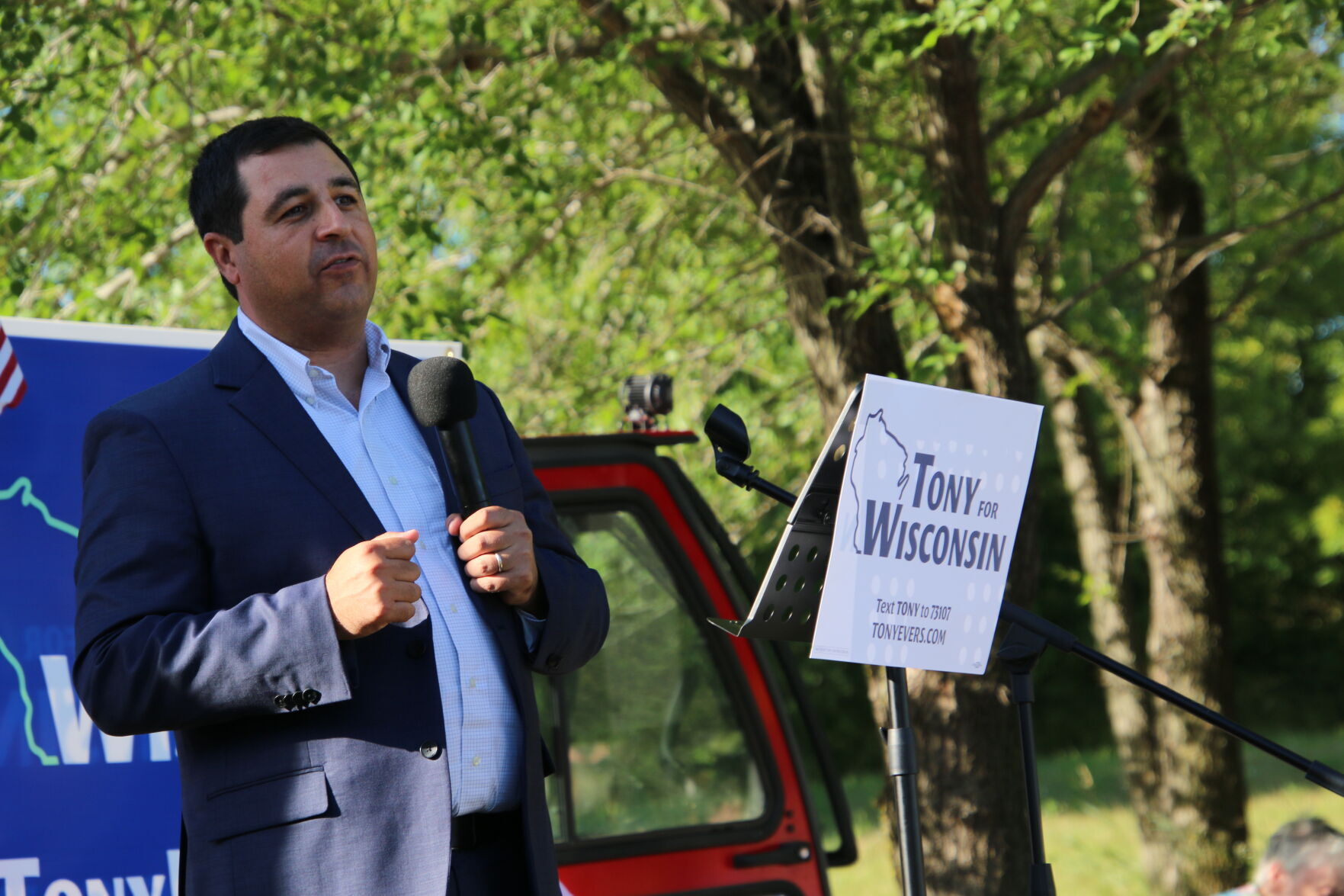 Kaul speaking.JPG